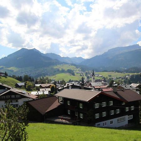 Gaestehaus Alpina Riezlern Exterior foto