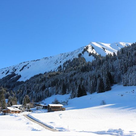 Gaestehaus Alpina Riezlern Exterior foto