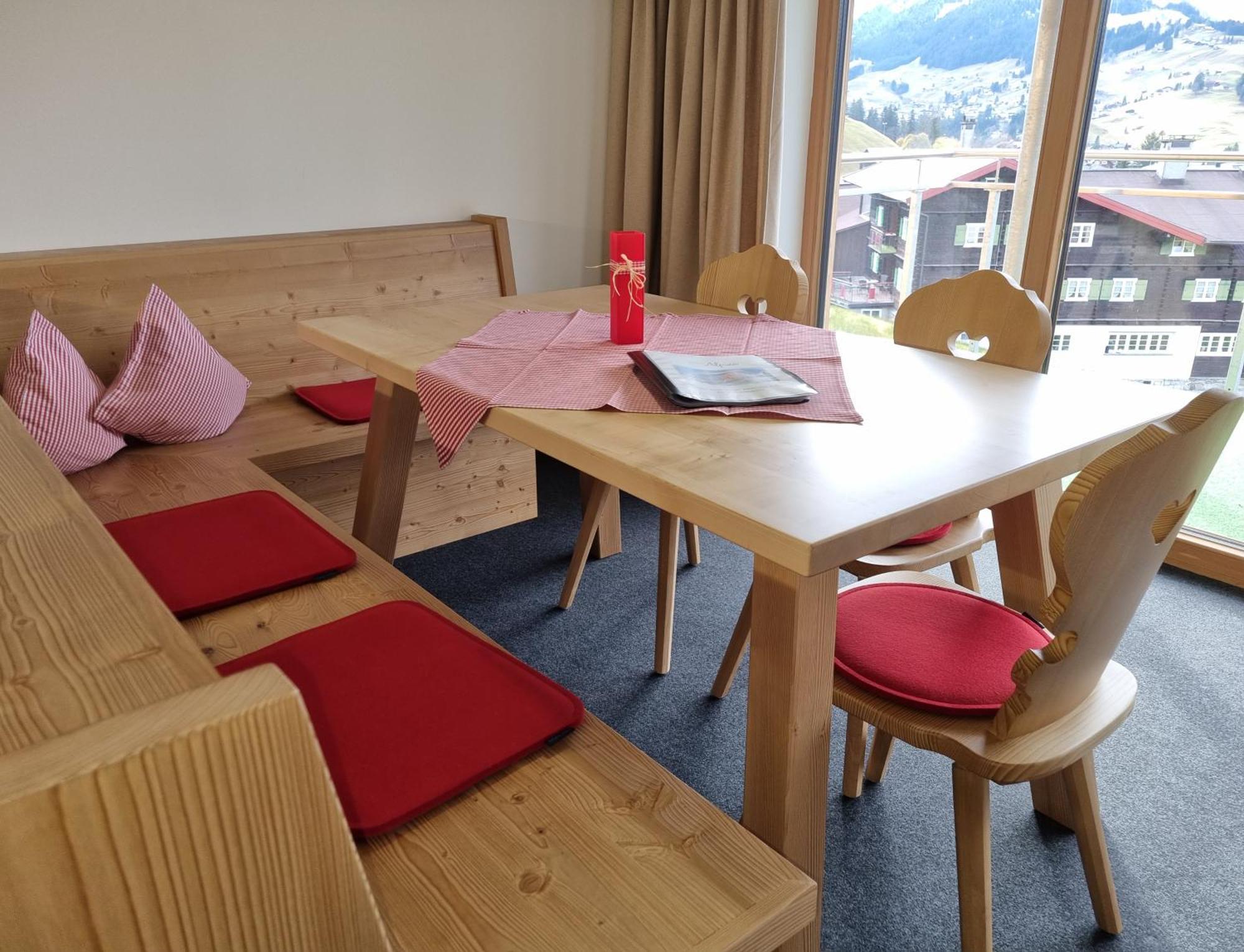 Gaestehaus Alpina Riezlern Habitación foto