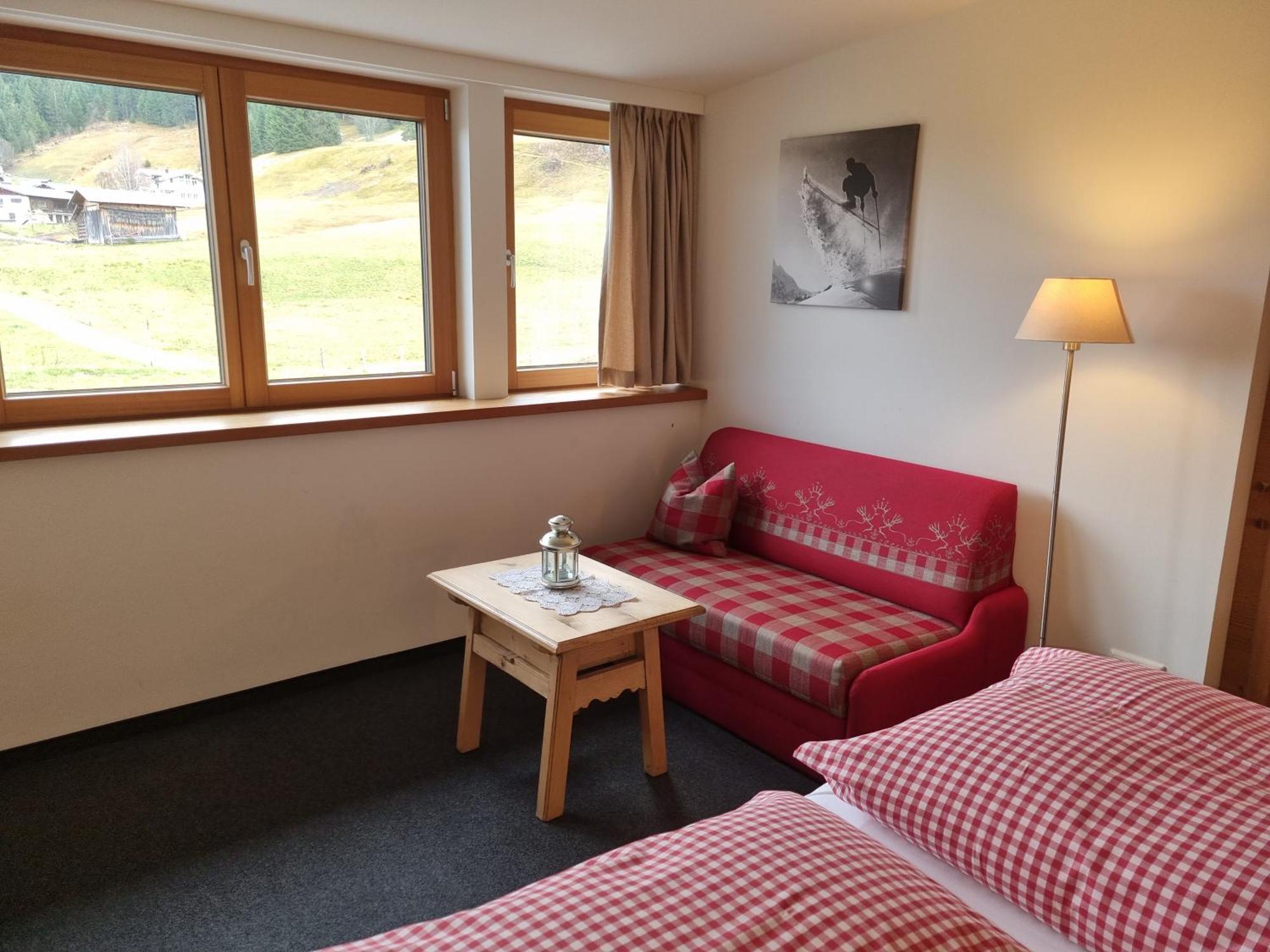 Gaestehaus Alpina Riezlern Habitación foto